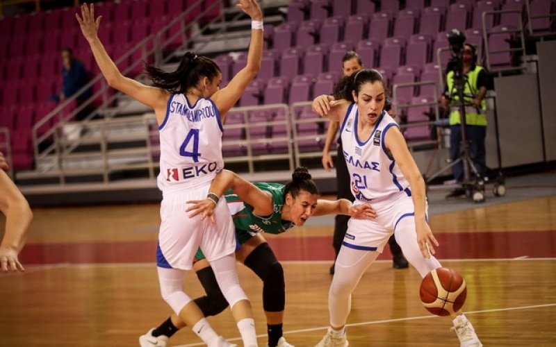 Ο Fasula և Kristinak στάλθηκε στο Ευρωμπάσκετ με μπλε και άσπρο.